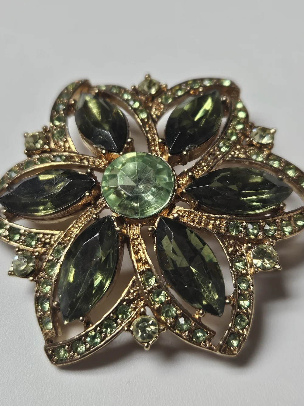 Gold-Tone Olive / Peridot Green Crystal Floral Brooch Pin